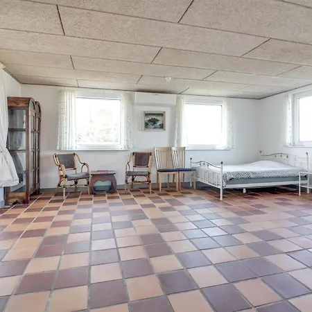 Appartamento Idolf - 2km From The Sea By Interhome Hjørring