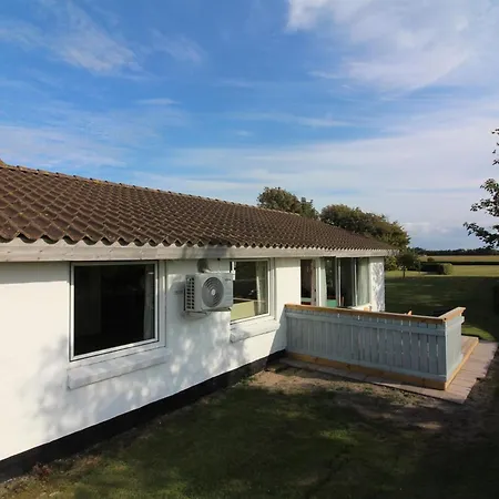Appartamento Idolf - 2km From The Sea By Interhome